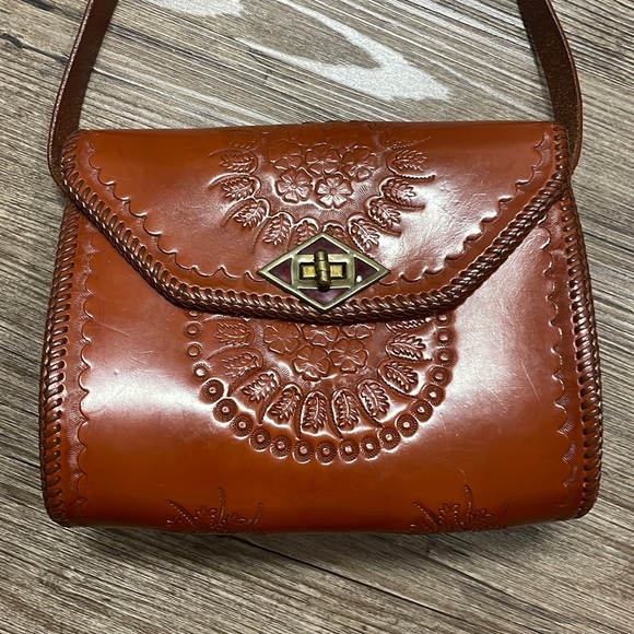 Handbags - Vintage Tooled Saddle Leather Purse